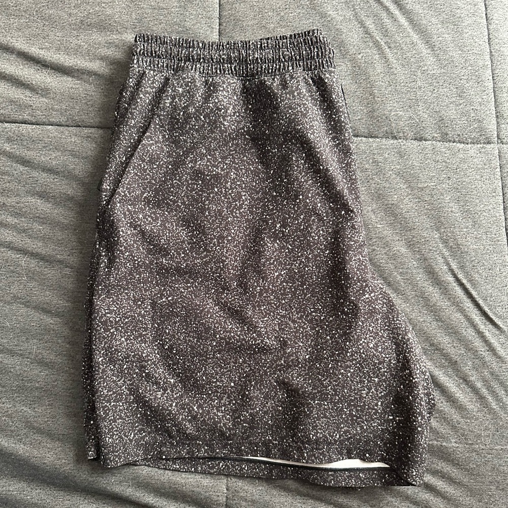 Lululemon Pace Breaker Shorts 7in inseam Linerless - black asphalt speckled
